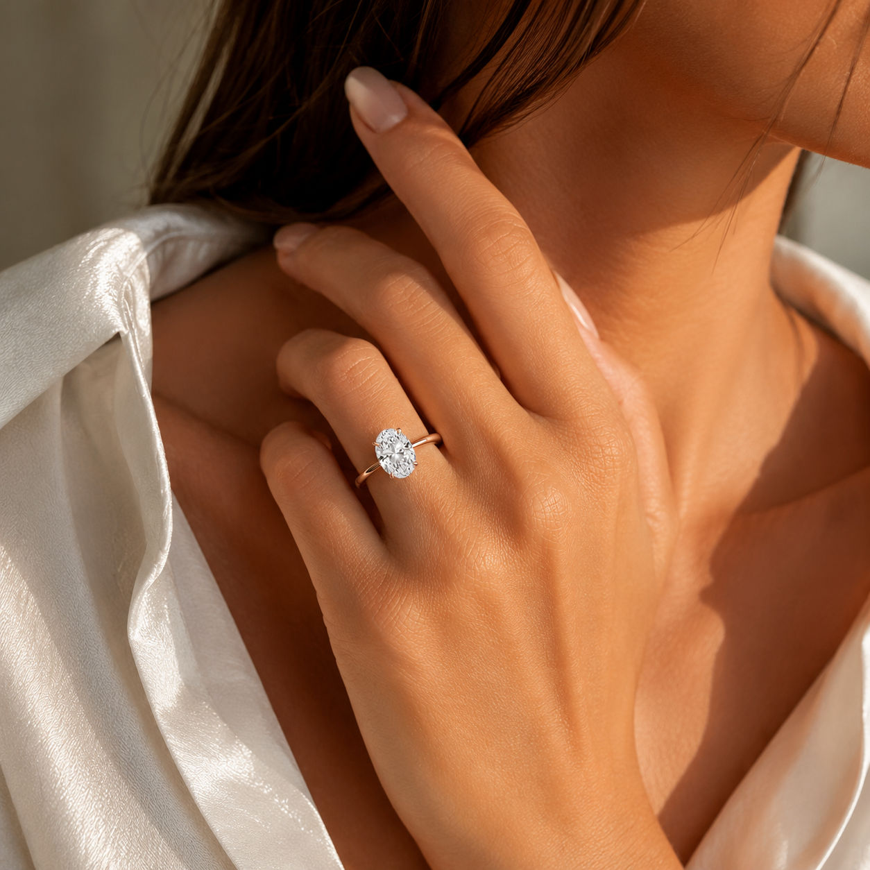 Luna Oval-Cut Hidden Halo Moissanite Rin