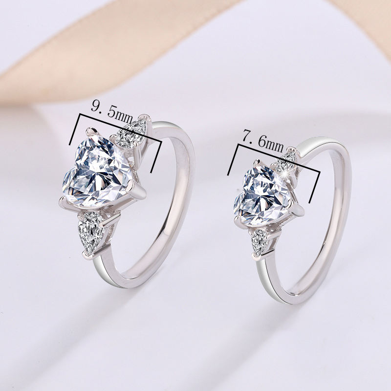 Amoura Signature Heart Moissanite Ring