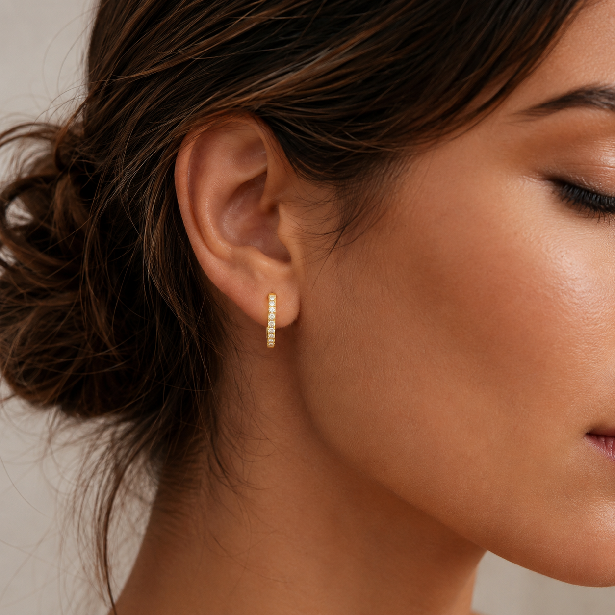 Luna Moissanite Hoop Earrings