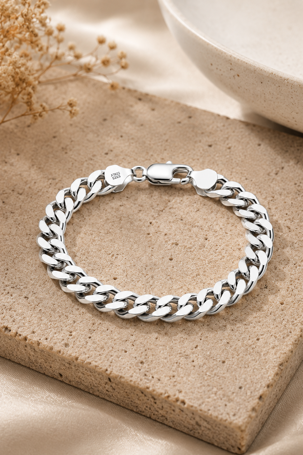 Atlas Curb Bracelet 18k
