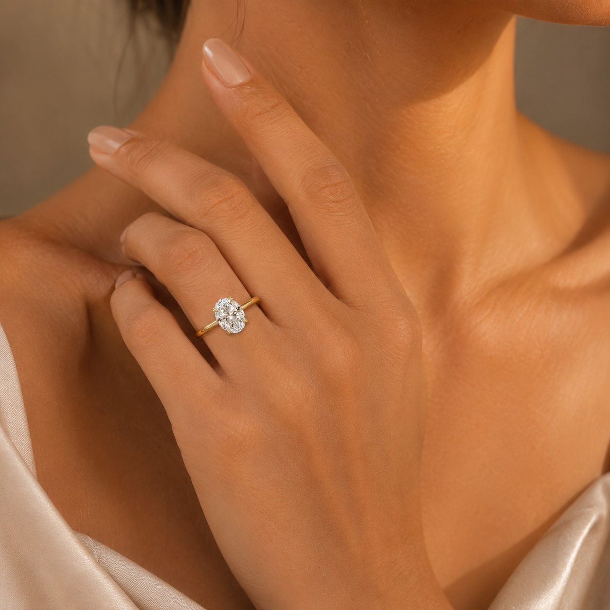 Luna Oval-Cut Hidden Halo Moissanite Rin