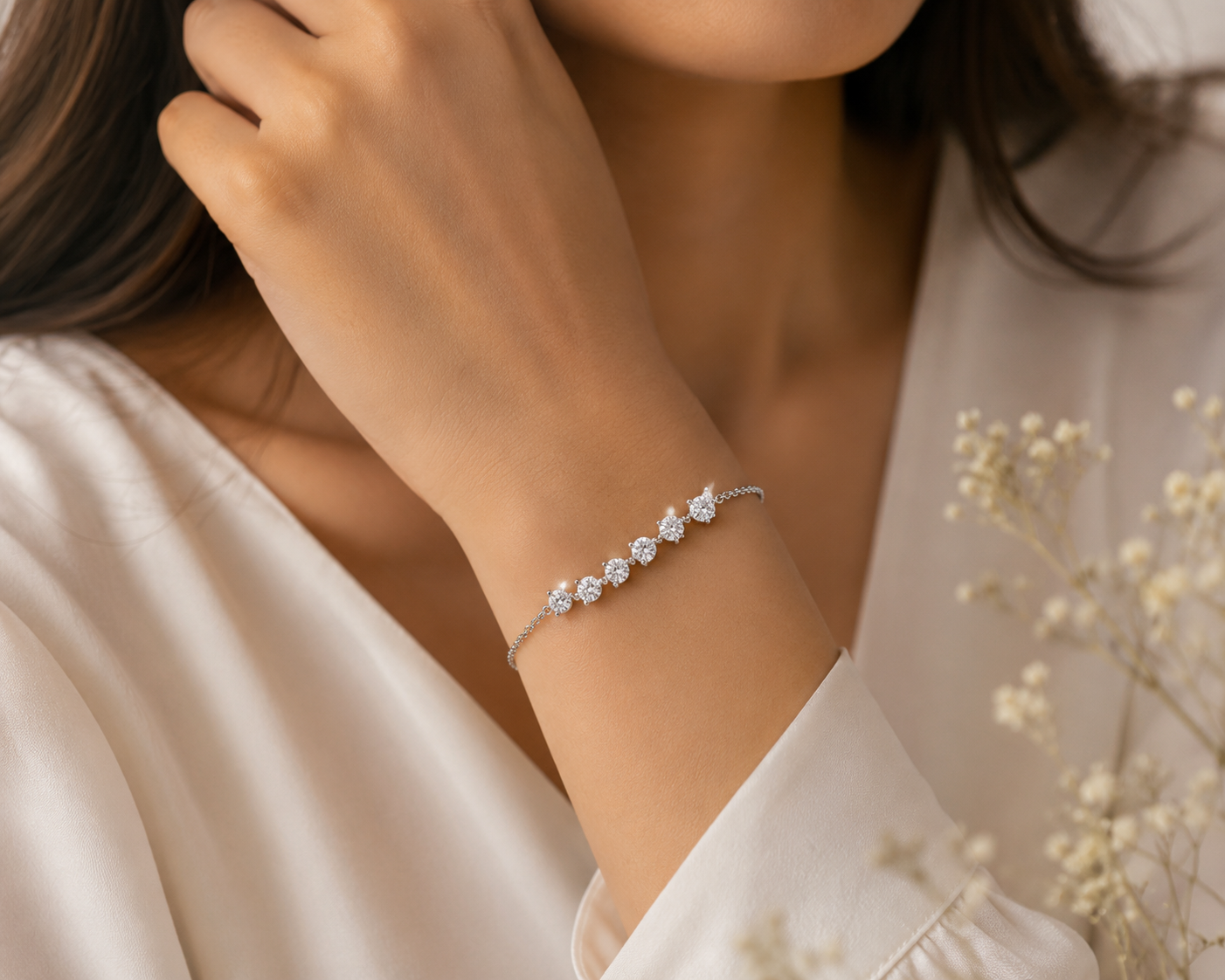 Selene Lumie╠Çre Tennis Bracelet