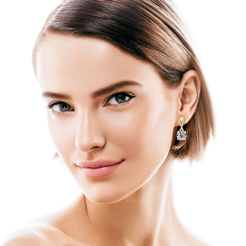 Selene Twist Round-Cut Moissanite  Earrings