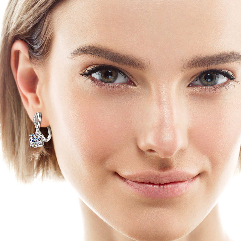 Selene Twist Round-Cut Moissanite  Earrings